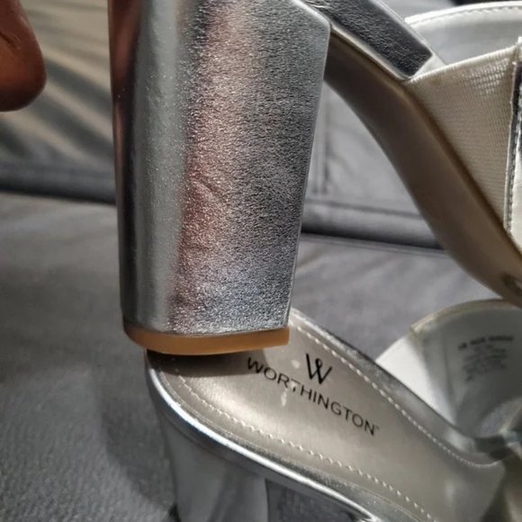 Silver metallic heels open toe mules - Picture 3 of 5